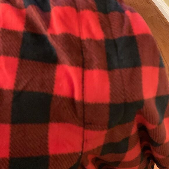 Men's XL pajama pants NWT & Smoke free/Pet free home. - Picture 7 of 7